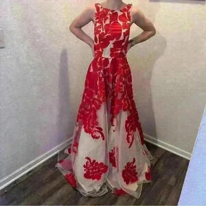 Red and beige floral prom dress. Size 3 from Windsor.